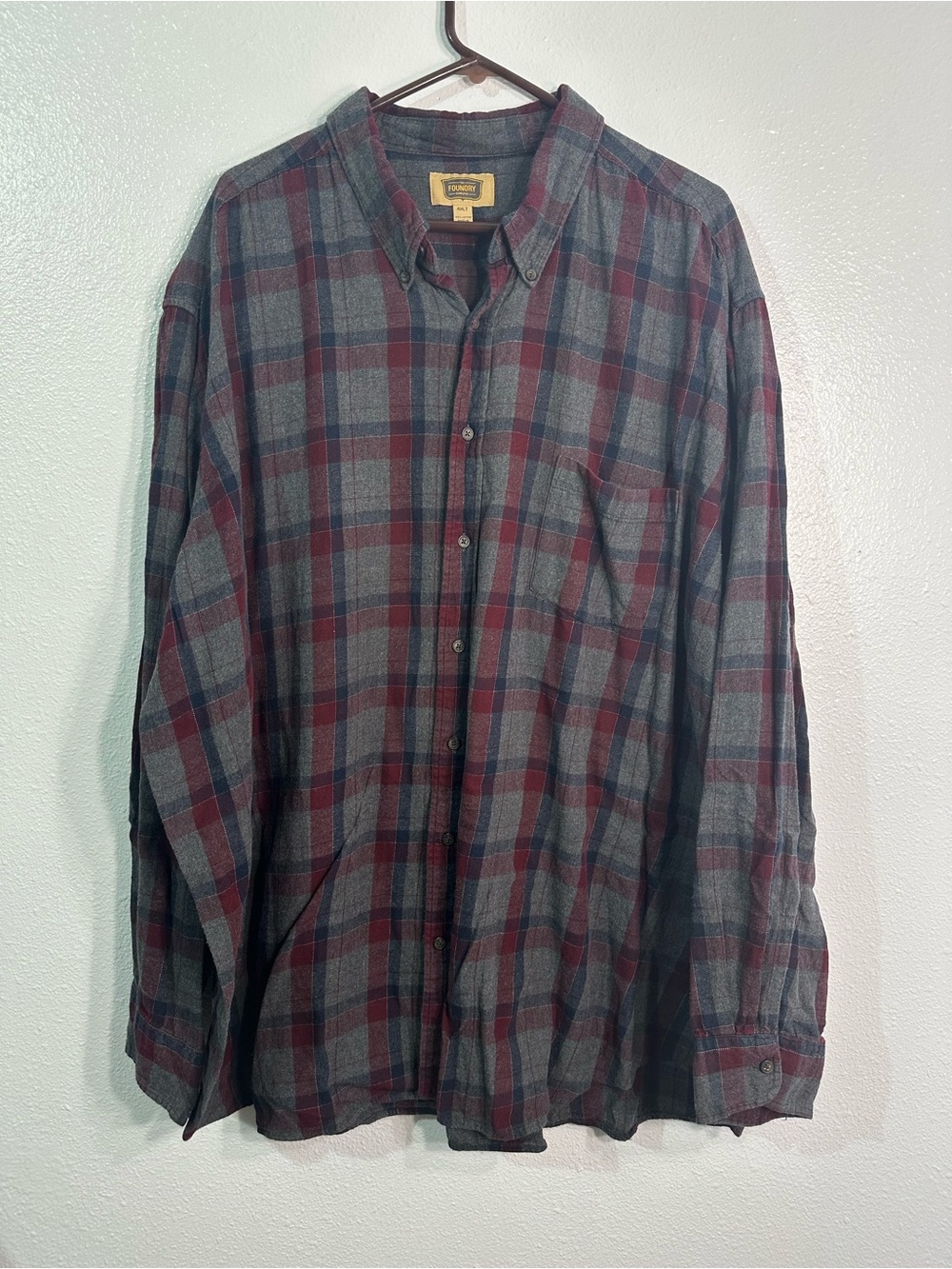 The Foundry Supply Co. Men’s Gray & Red Plaid Button-Down Shirt